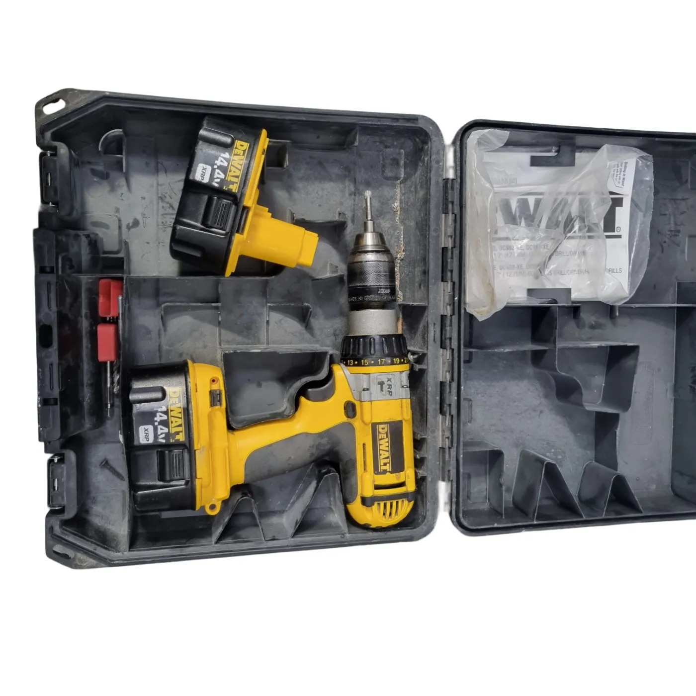Dewalt DC984 Cordless Drill + 2x 14.4V Batteries + Case (WR)