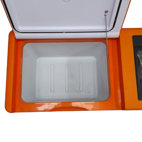 XTM 22L Fridge Freezer Black-Orange (GM95-145600-F) (LN)