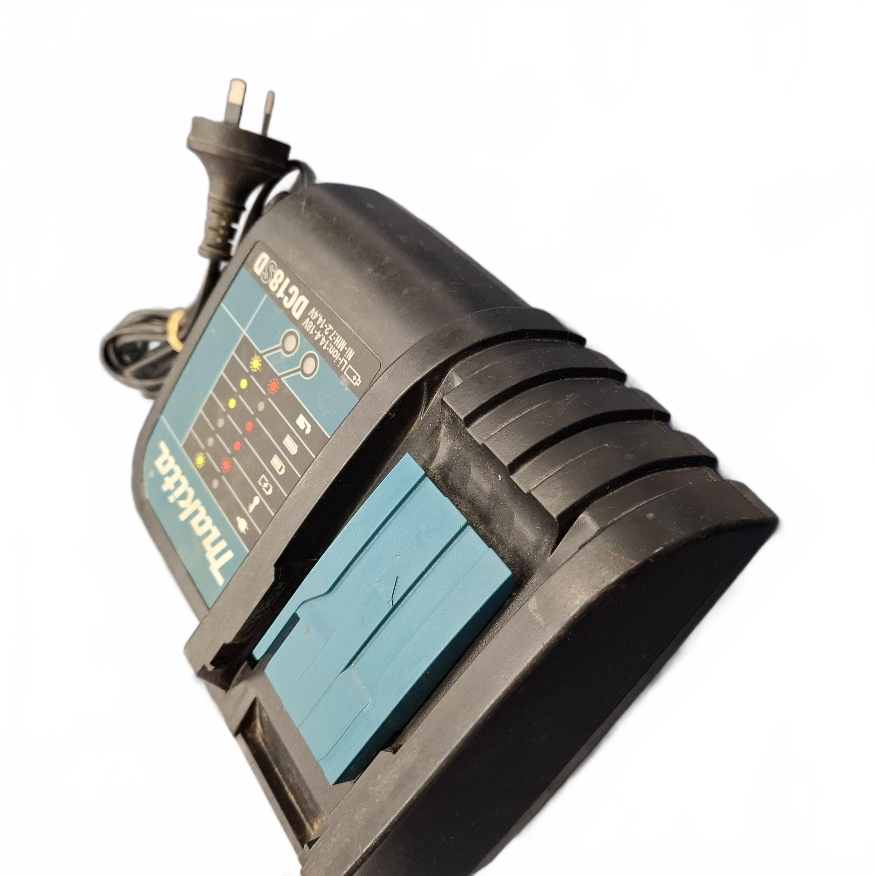 Makita Charger DC18SD 18V Battery Charger (1435078)JN