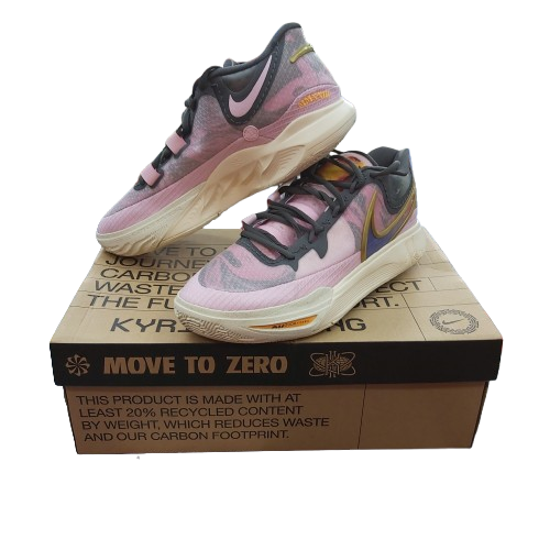 Womens Nike Joggers Kyries 8 Size 11 US With Box – (NA)