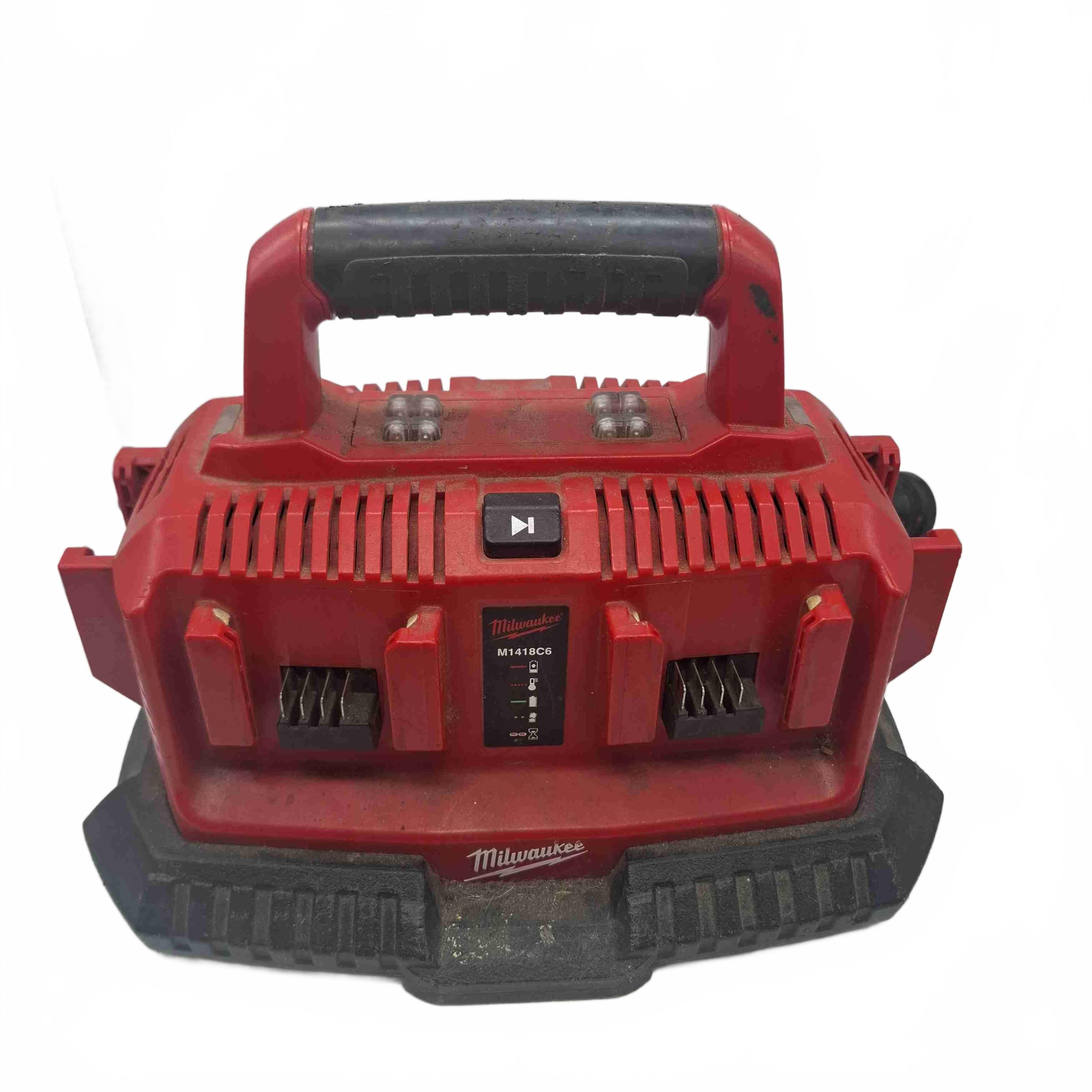 Milwaukee M1418C6 Multi Battery Charger (WR 1435926)