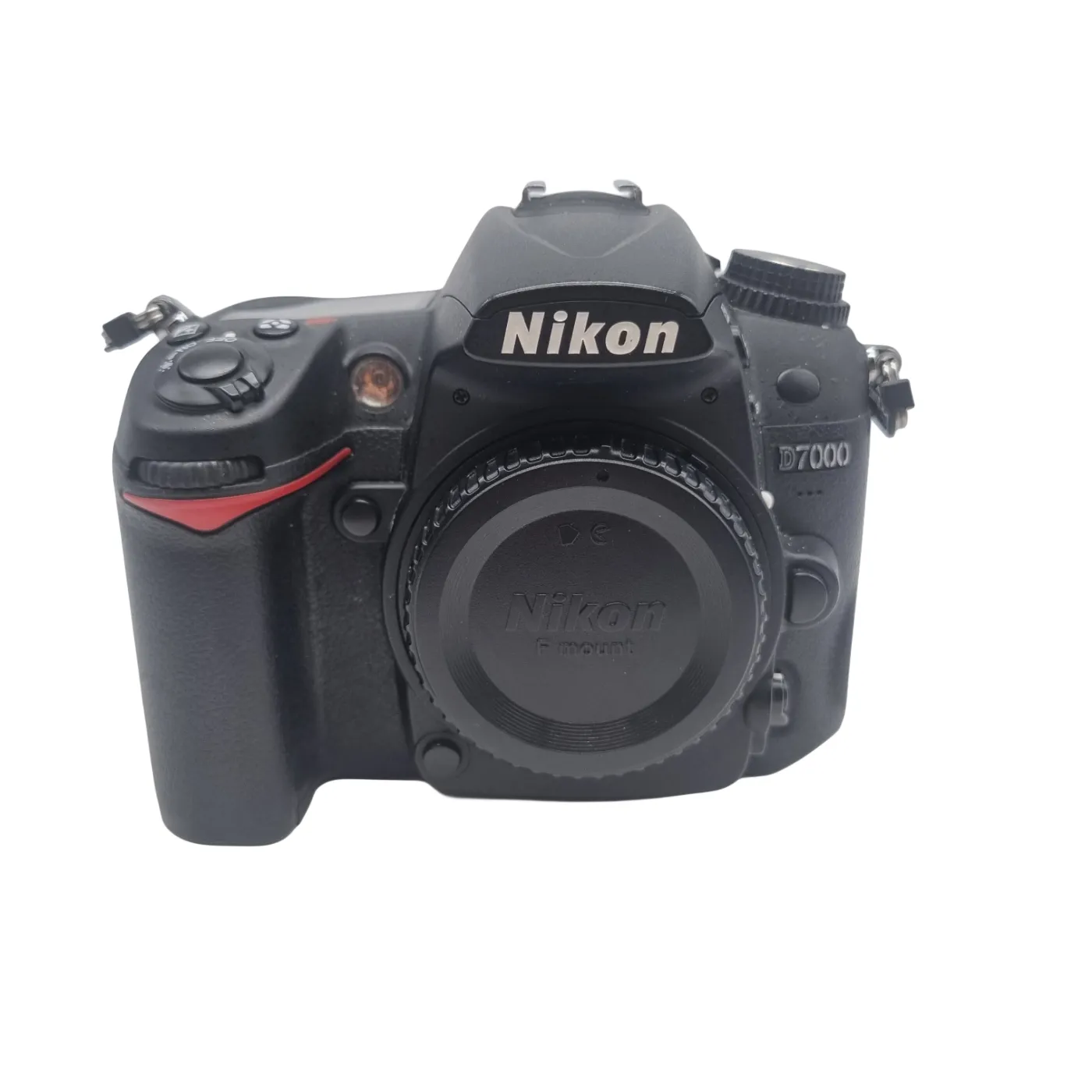 Nikon D7000 DSLR Camera with Lens, Battery, Charger, and Bag (WR 1402377)