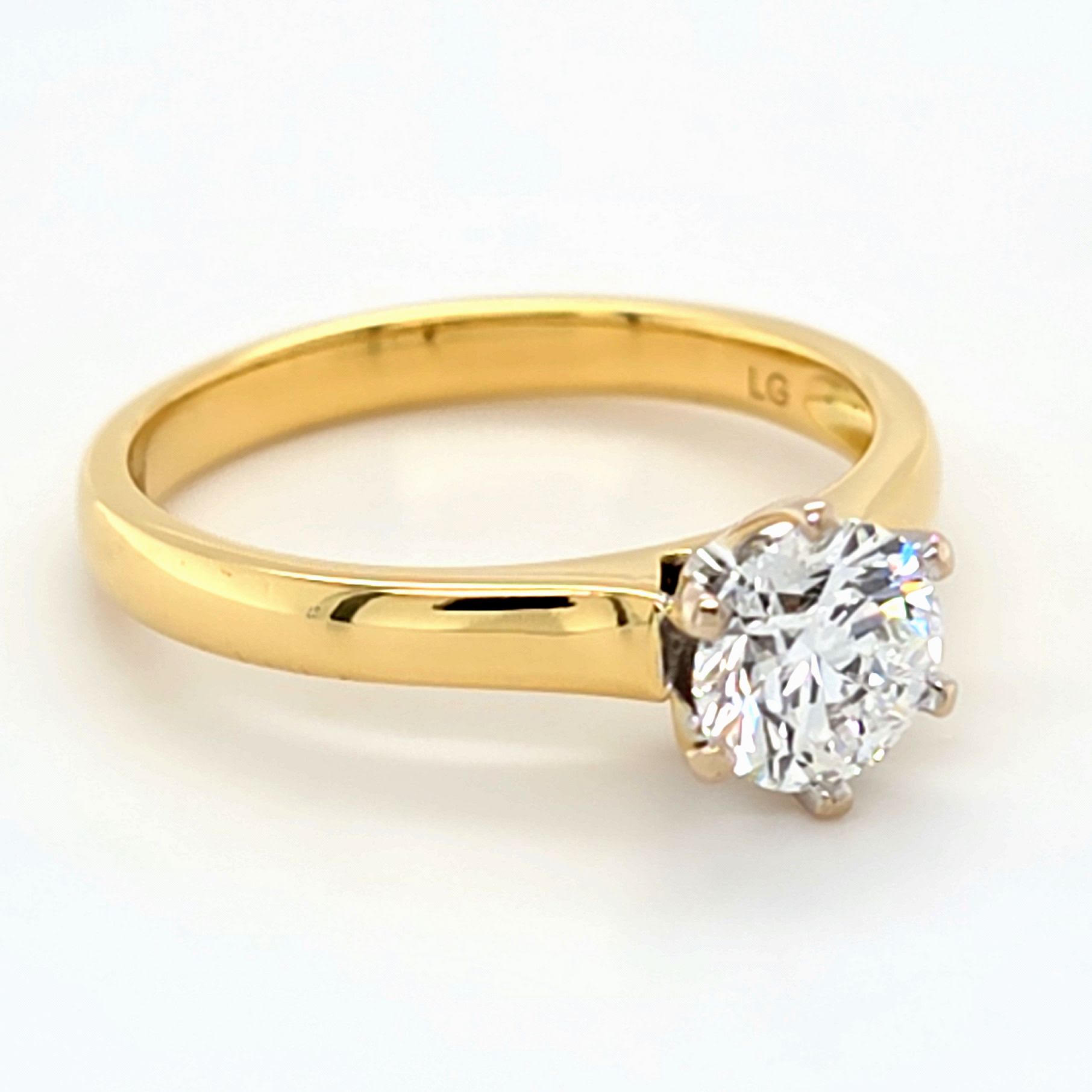 Ladies 18ct Yellow Gold Lab Grown Diamond Ring – Total Weight 4.1 Grams – Ring Size Q