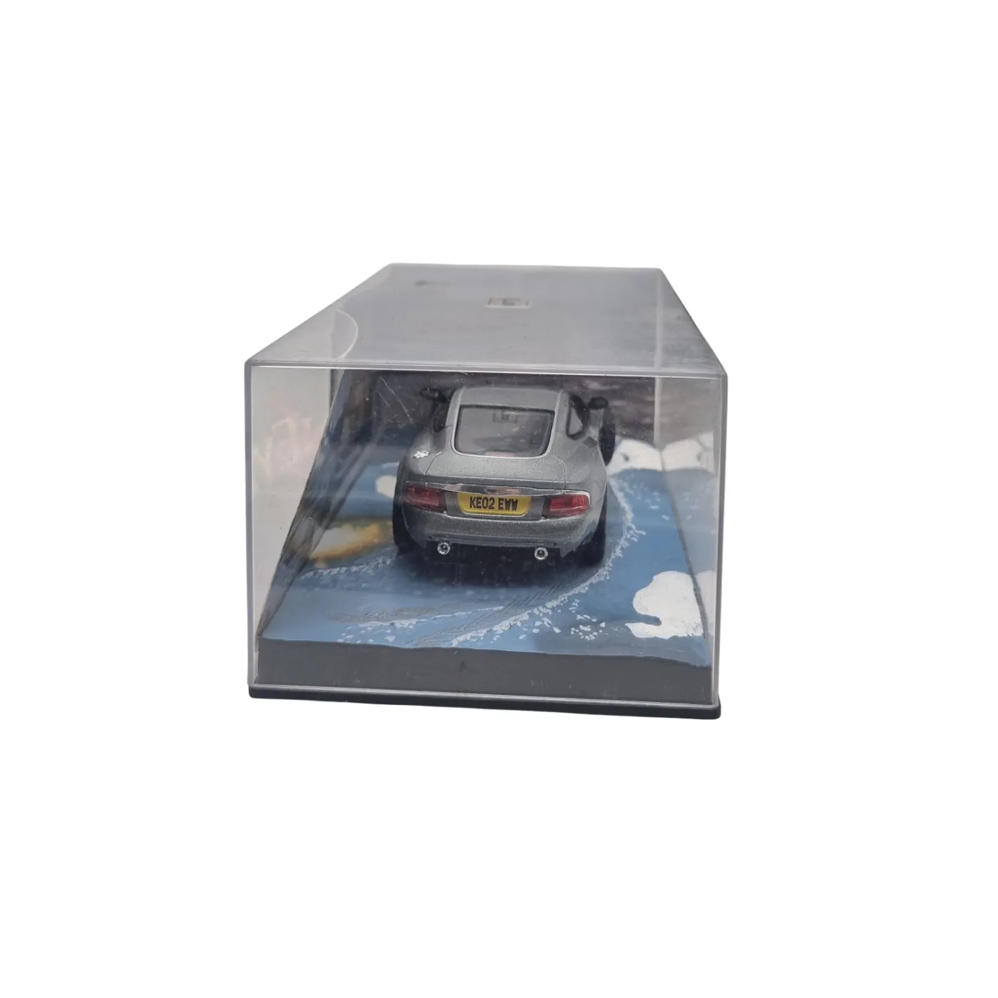 007 Aston Martin V12 Vanquish Model Car – Display Case Edition
