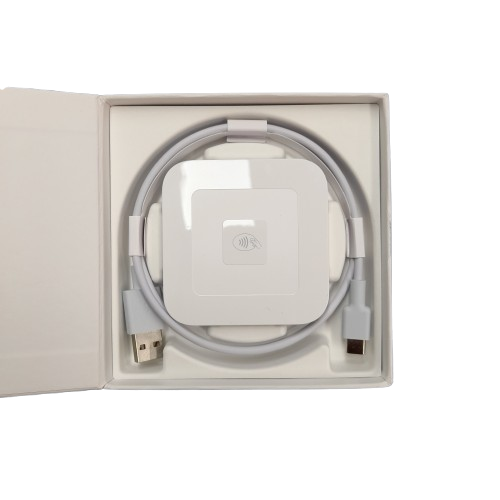 The Square Reader  (REV-02) (MR)