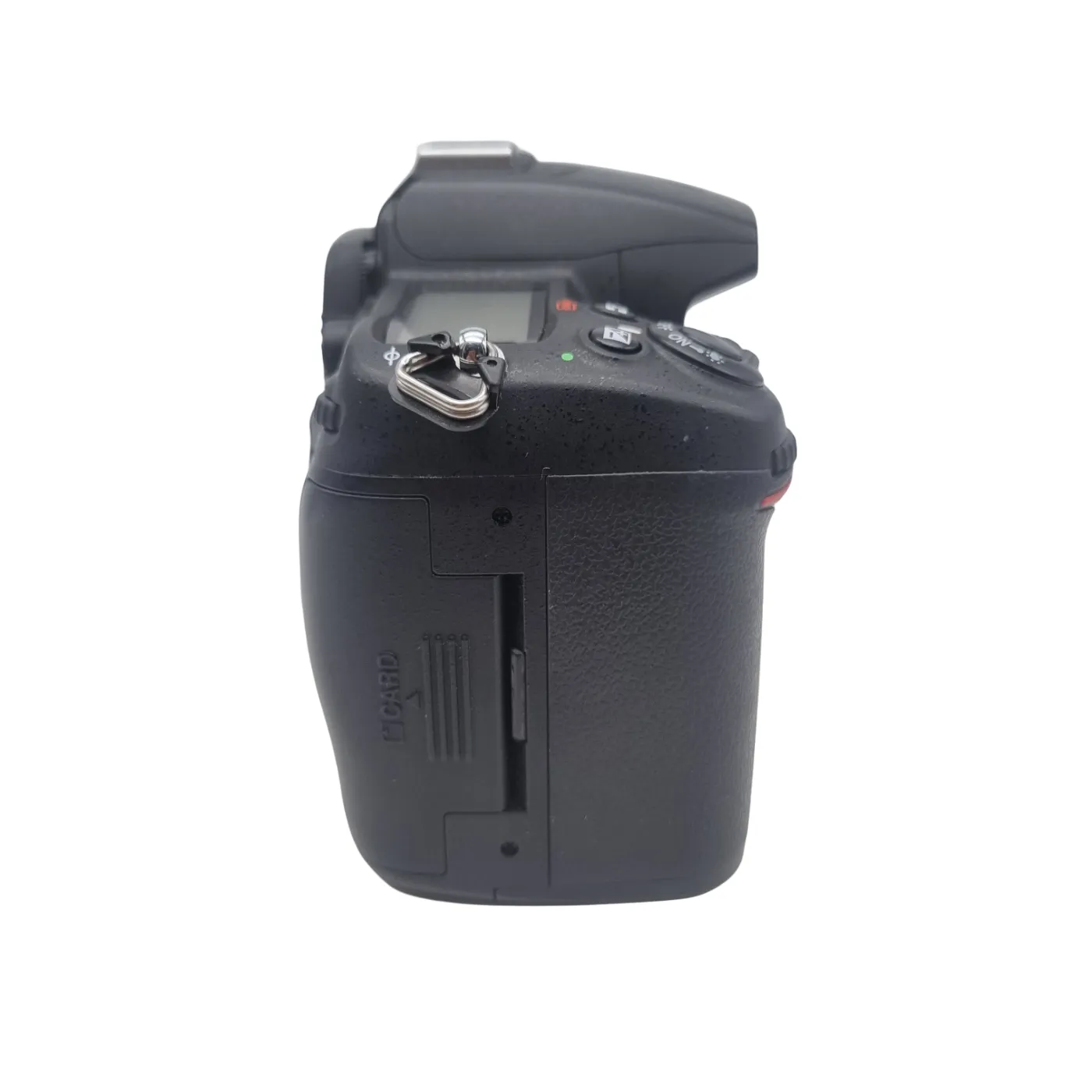 Nikon D7000 DSLR Camera with Lens, Battery, Charger, and Bag (WR 1402377)