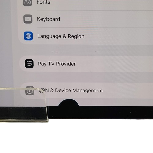 Apple Tablet Pro 13 Inch M4 Small Thumb Imperfection At Bottom Of Screen No Charger (GE)