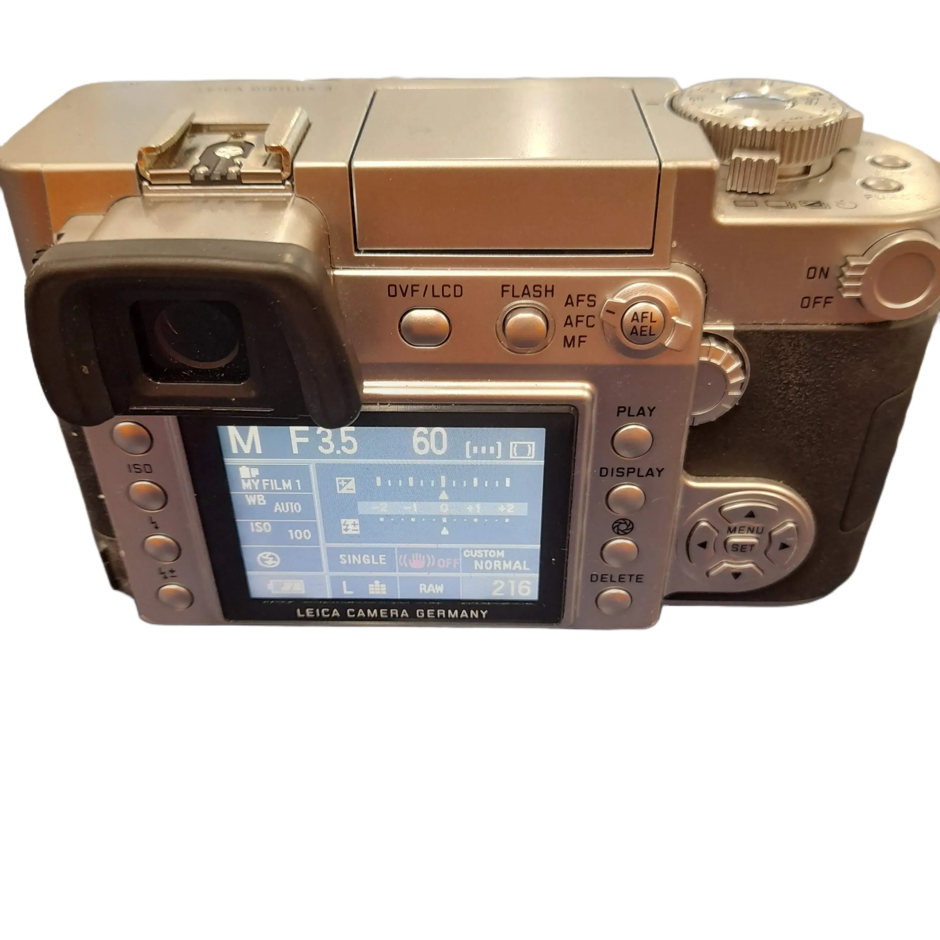 Leica Digilux 3 Digital Camera with Leica 14-50mm Lens +Battery+Charger