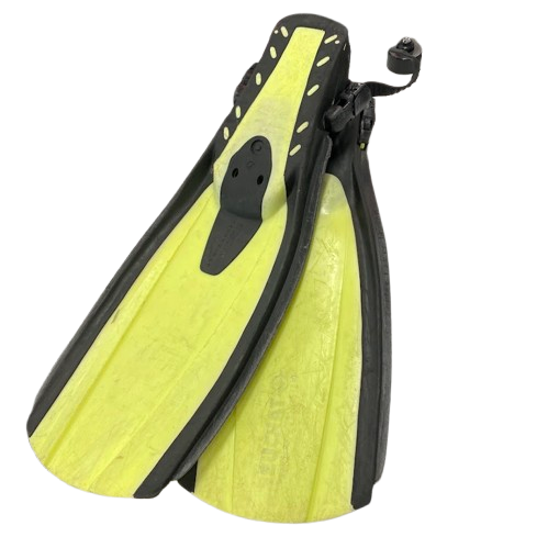 Beuchat Dive Flippers. Black and Yellow. Mens Large – Pick Up Only.