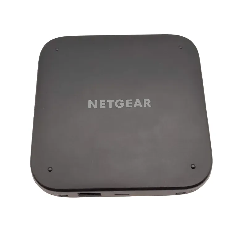 Netgear Nighthawk M6 5G WiFi 6 Mobile Router With 5G Sub-6 bands with Power and Pouch