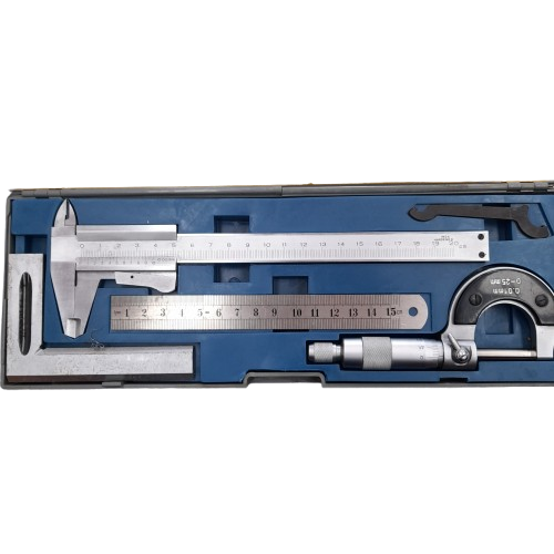 Unbranded Caliper Set in Case (LN)