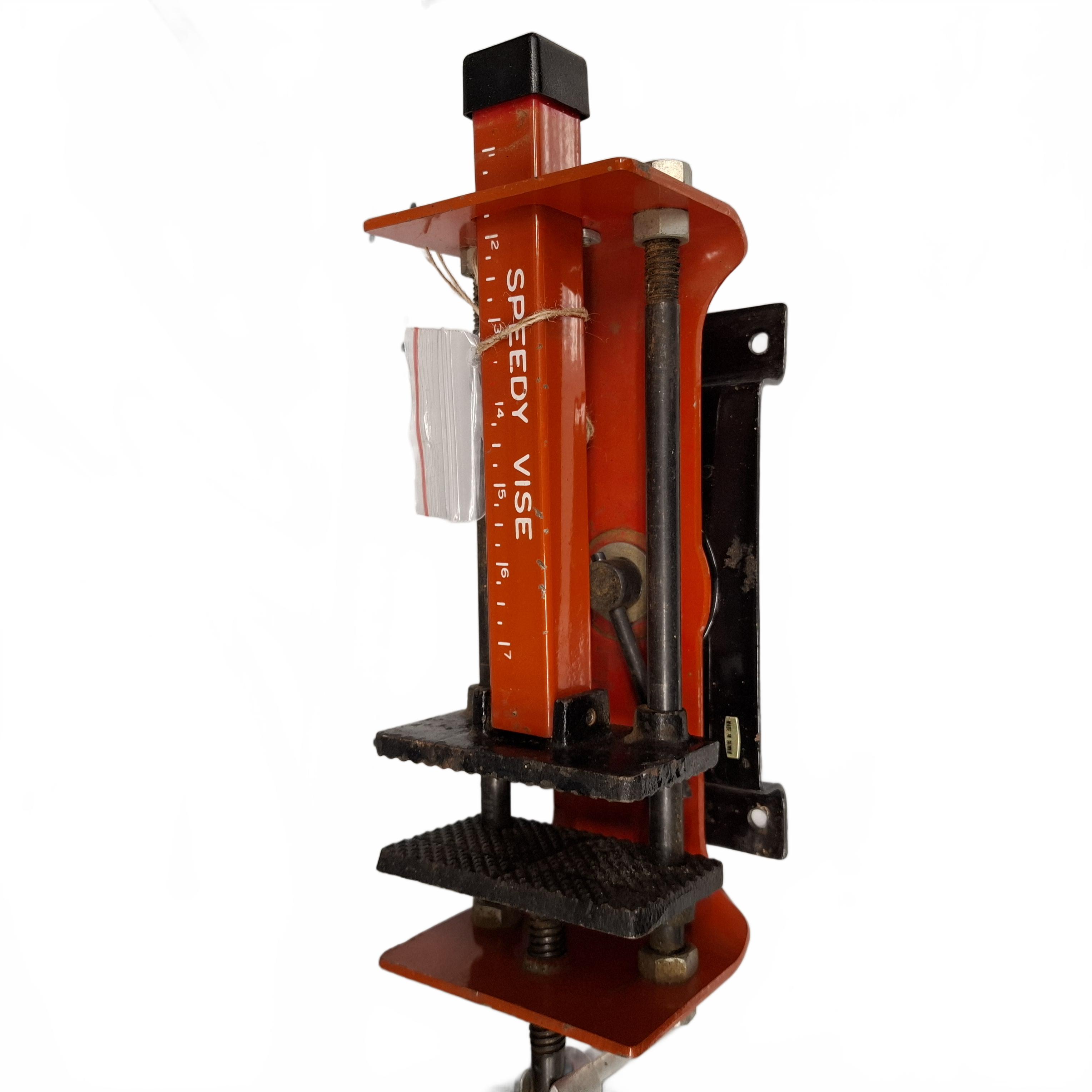 Speedy Red Bench Attachment Vice Unknown Model (1431224) (JN)