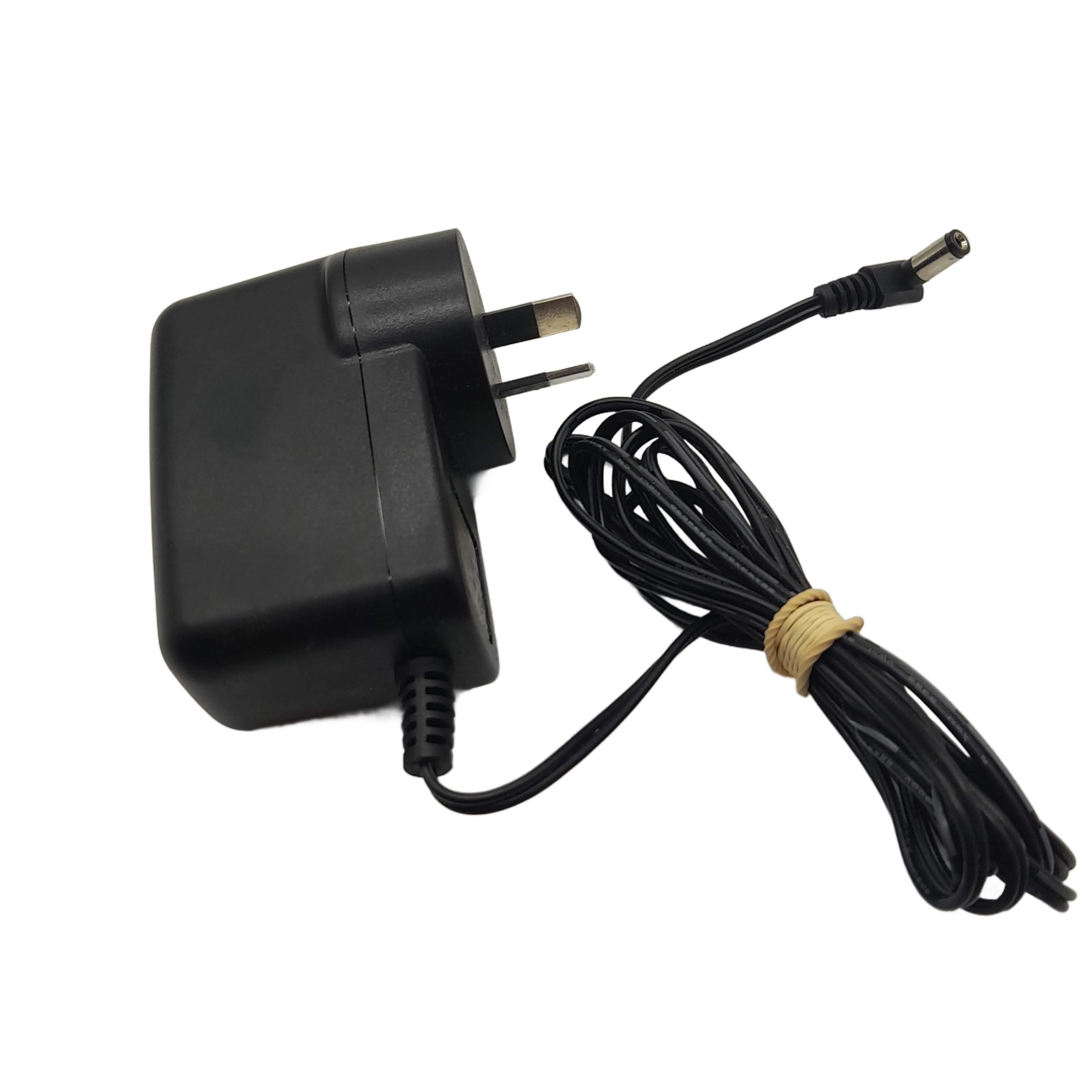 UNIDEN DT850A UHF Radio Charger, With AC Adaptor, Very Good USED Condition (GE 1406038)