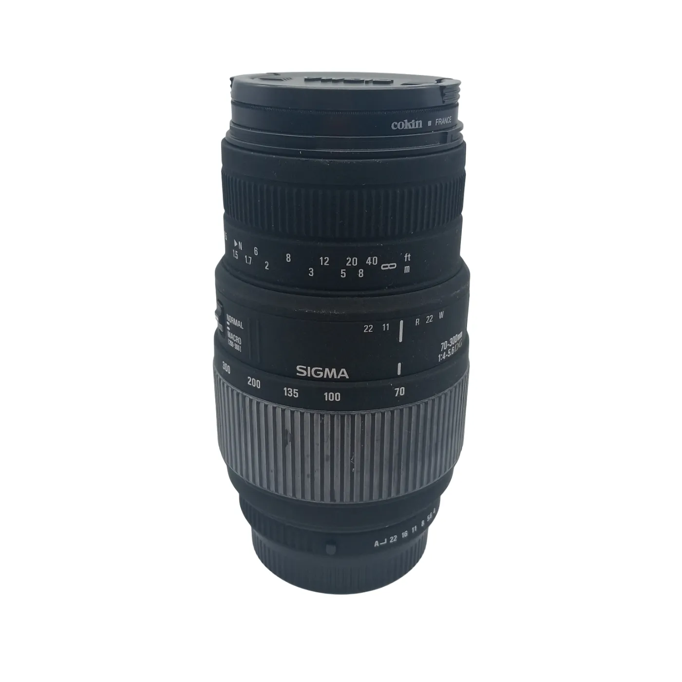 Sigma 70-300mm Camera Lens + Attachments