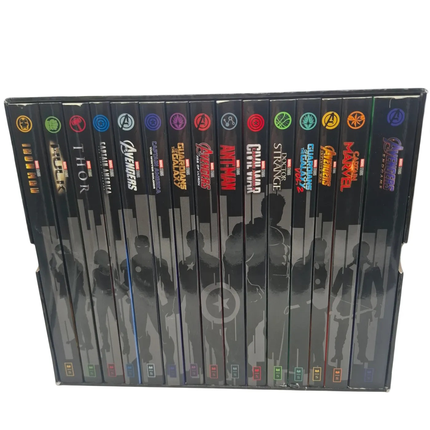 Marvel Studios 15 Book Set – The Infinity Saga Black (WR1420409)