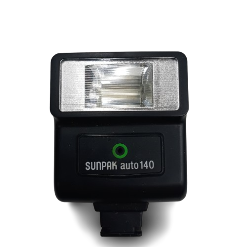 Sunpak Auto 140 35mm Film Camera Flash Unit, Good USED Condition  With Box + Manual (NA)