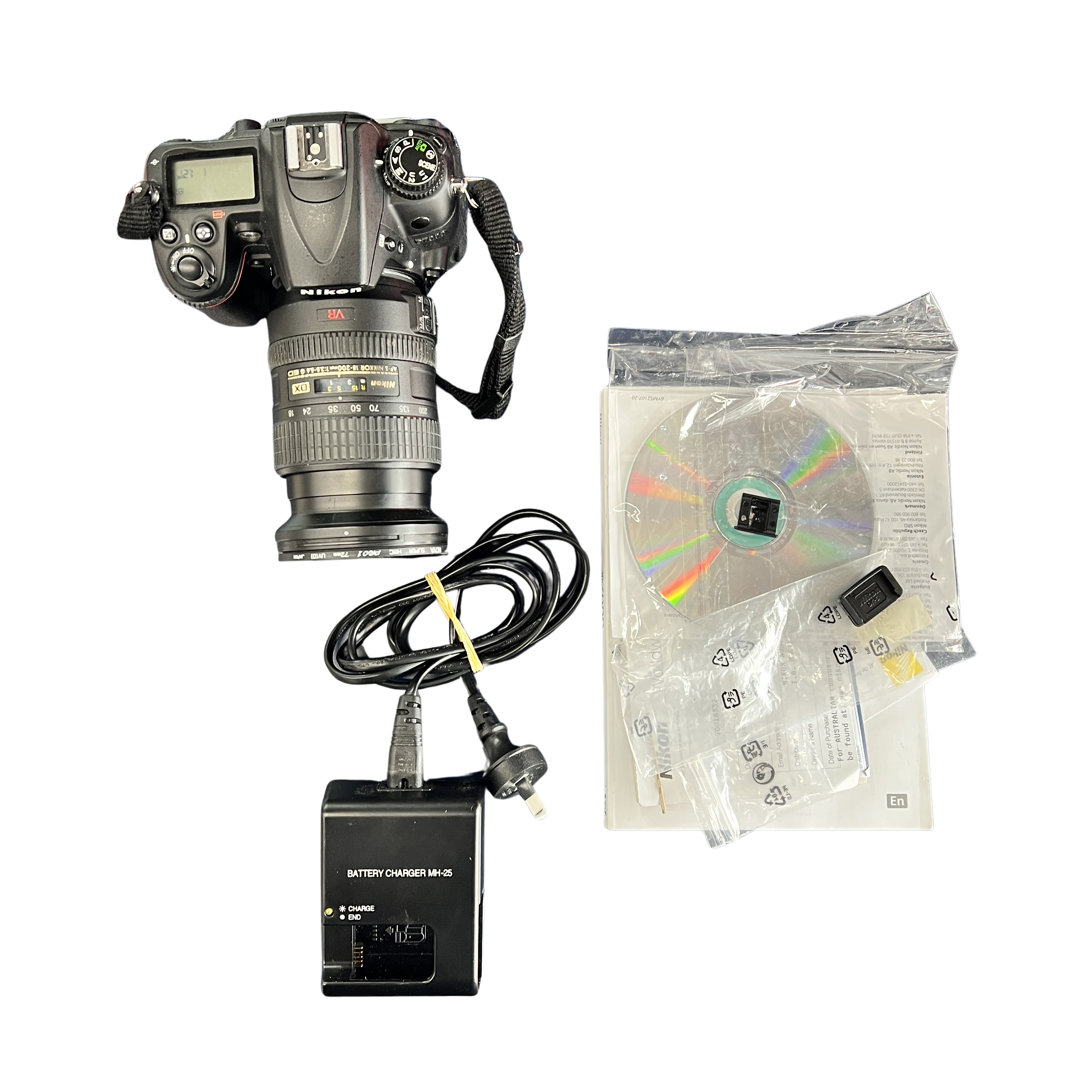 Nikon Camera D7000 With Charger  (MK)