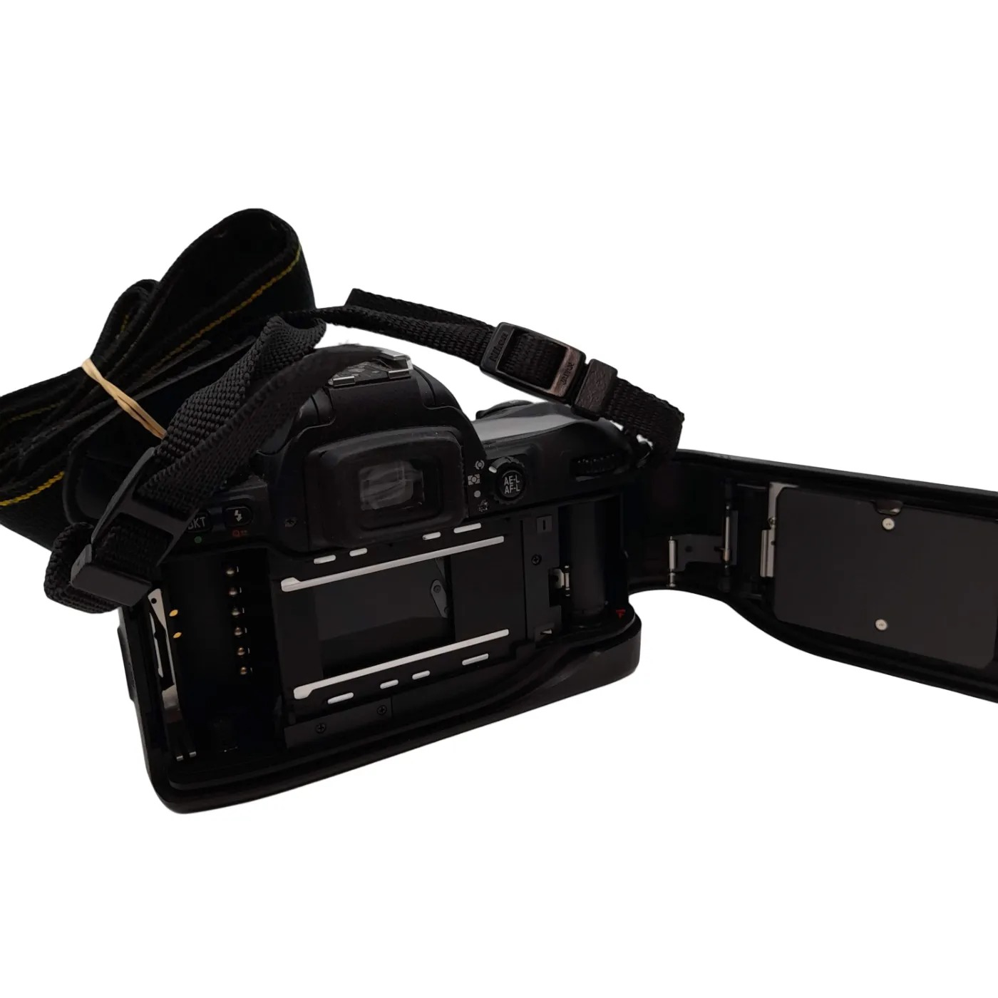 Nikon F80 Film Camera with Tamron AF 28-200mm f/3.8-5.6 XR Di Aspherical IF Macro Lens + Bag (WL)
