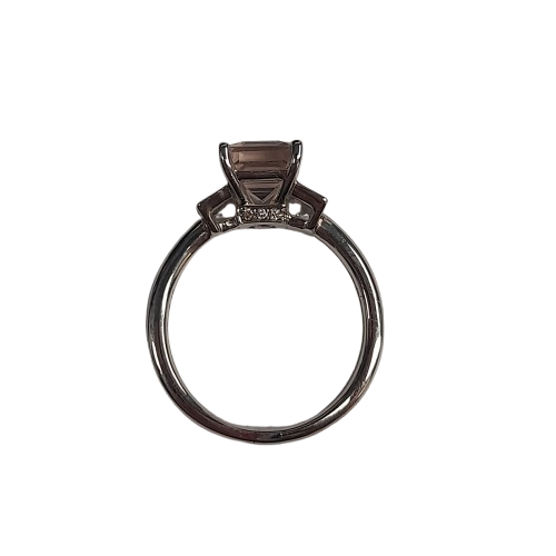 Ladies 18ct White Gold Cast Morganite And Diamond Dress Ring (LN)