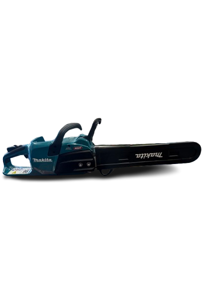 Makita Chainsaw UC026G With Blade Cover No Battery Like New COndition (GE1372688) * LOCAL PICK UP ONLY*