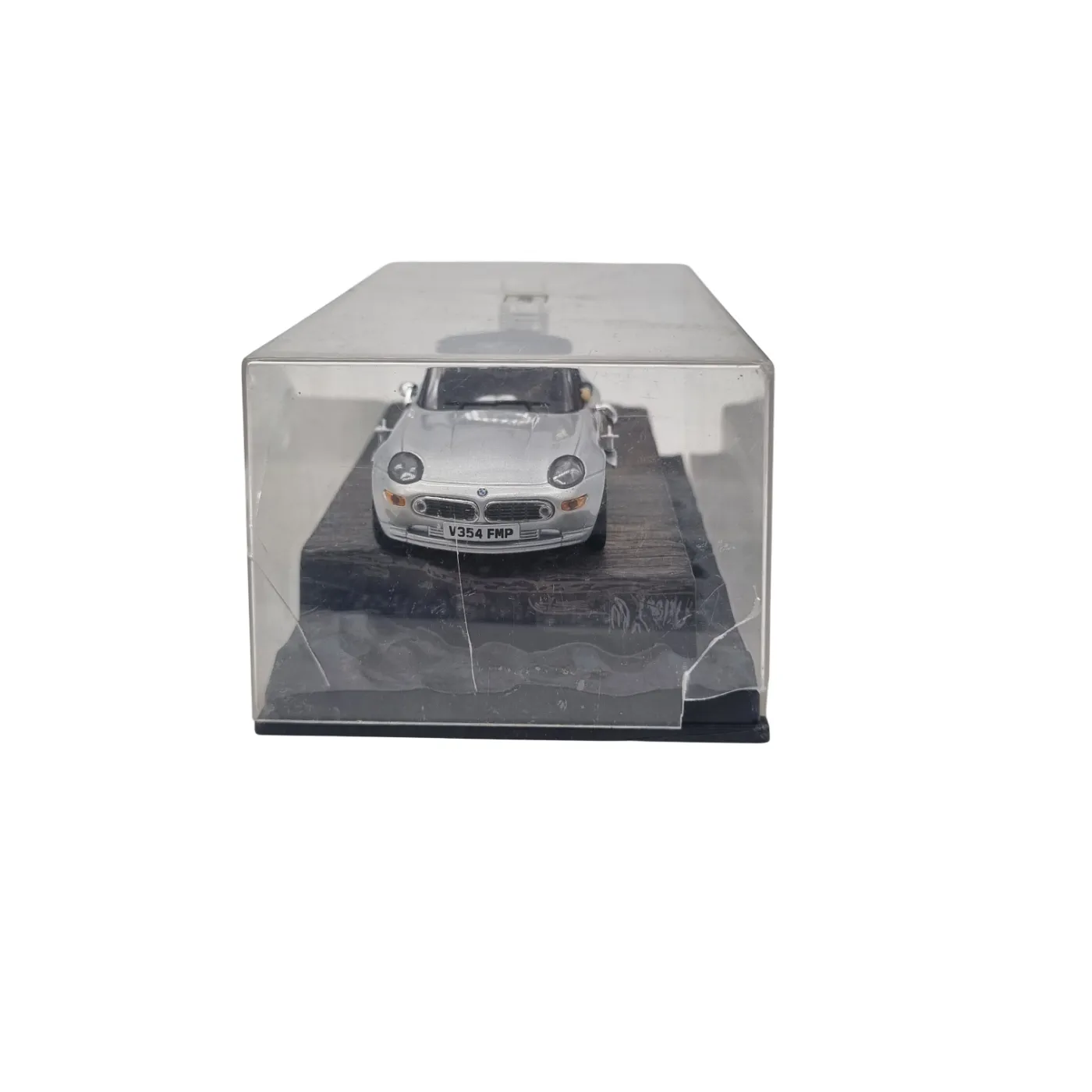007 BMW Z8 Model Car – Display Case Edition From “The World Is Not Enough” (1999) (WR 1343680)