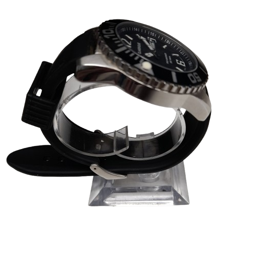 Classique 33-02 Men’s Black Rubber Band 500m Diving Watch (LN)