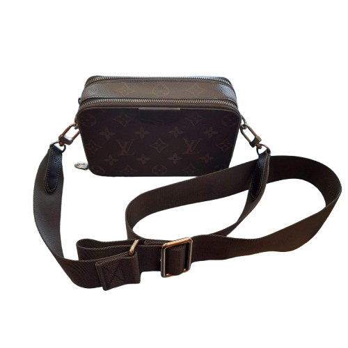 Louis Vuitton Alpha Wearable Wallet – LV Aerogram. With Entrupy COA