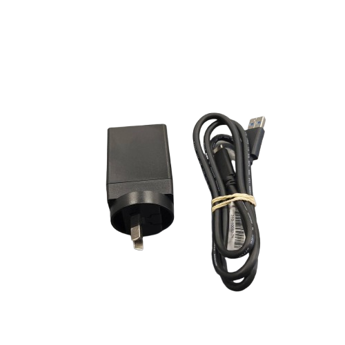 Netgear Nighthawk M6 MR6110 5G Mobile Hotspot, Excellent Condition With AC Adaptor & USBC Cable