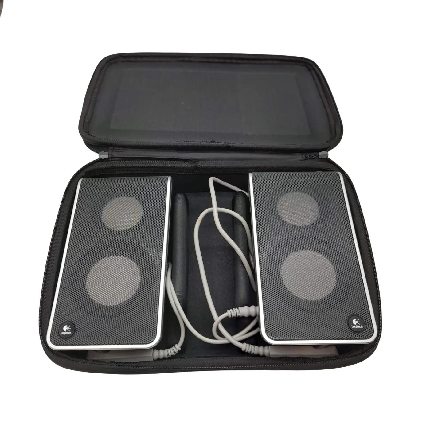Logitech S-0155A USB Speakers with Case (WR 1410556)