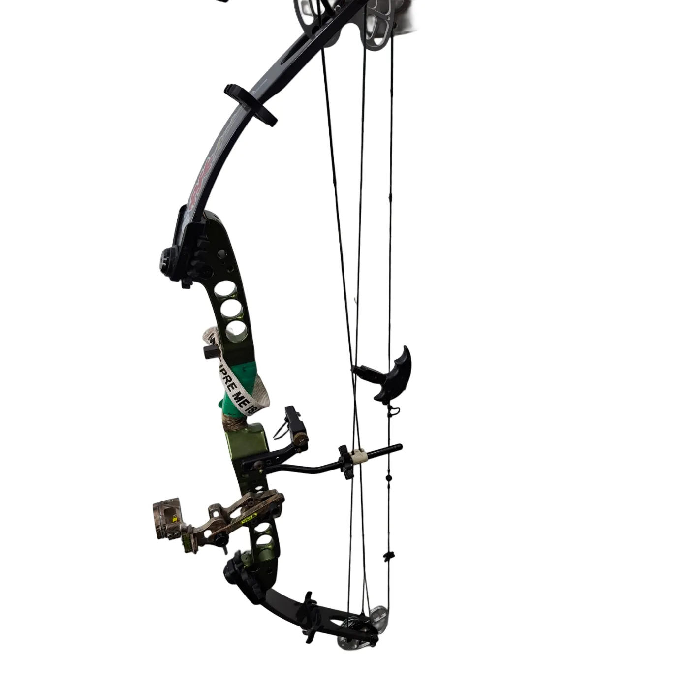 PSE Archery Right Handed Compound Bow Green *Unknown Model + Viper Scope Attachment + Case + Arrows (WR 1423199)