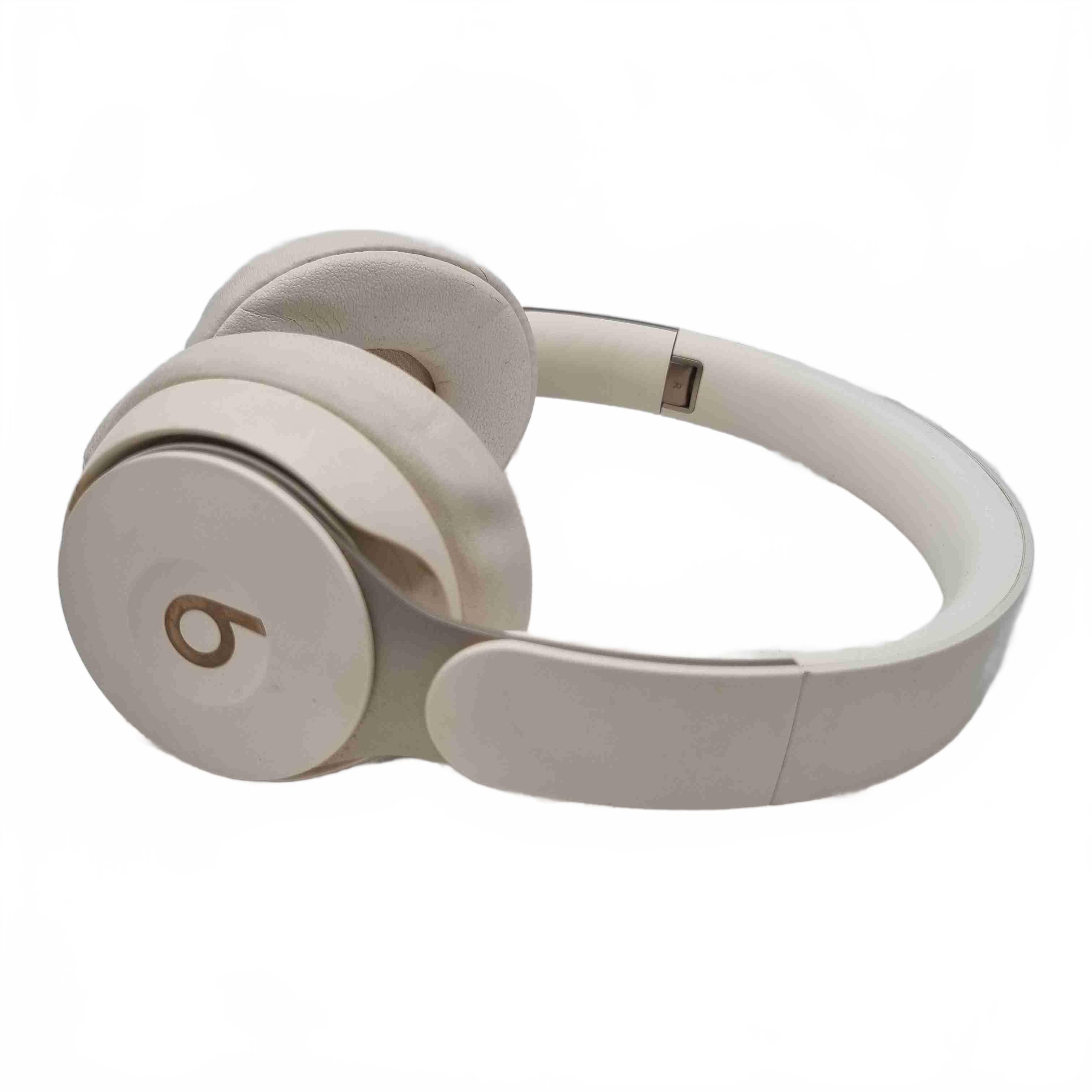 Beats Solo Pro A1881 Wireless Noise Cancelling Headphones (WR 1433930)