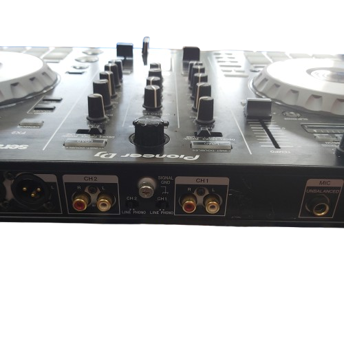 Pioneer DDJ-SR2 Serrato 2 Channel 4 Deck Control Mixer With USB Cable & Charger