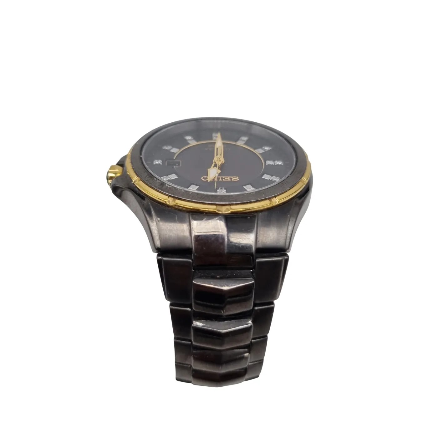 Seiko Coutura Solar Men’s Watch with Black Dial and Stainless Steel Band (WR 1356669)