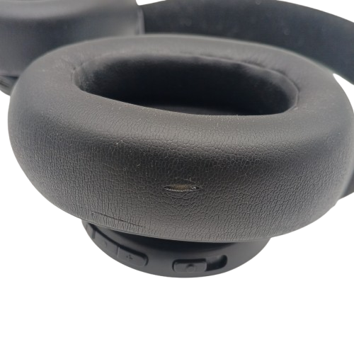 JBL Live Tune770NC Rechargeable Wireless Bluetooth Headphones, Black, Small Slit In EarCup (Shown) (WR)