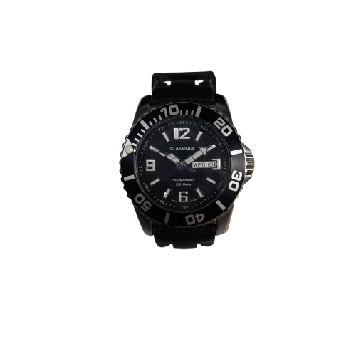 Classique 33-02 Men’s Black Rubber Band 500m Diving Watch (LN)