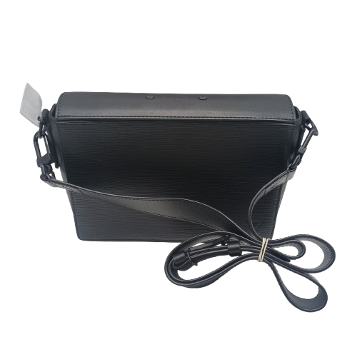 Louis Vuitton Epi New Flap Messenger Bag Black M58492 + Entrupy Certificate (CP 1415507)