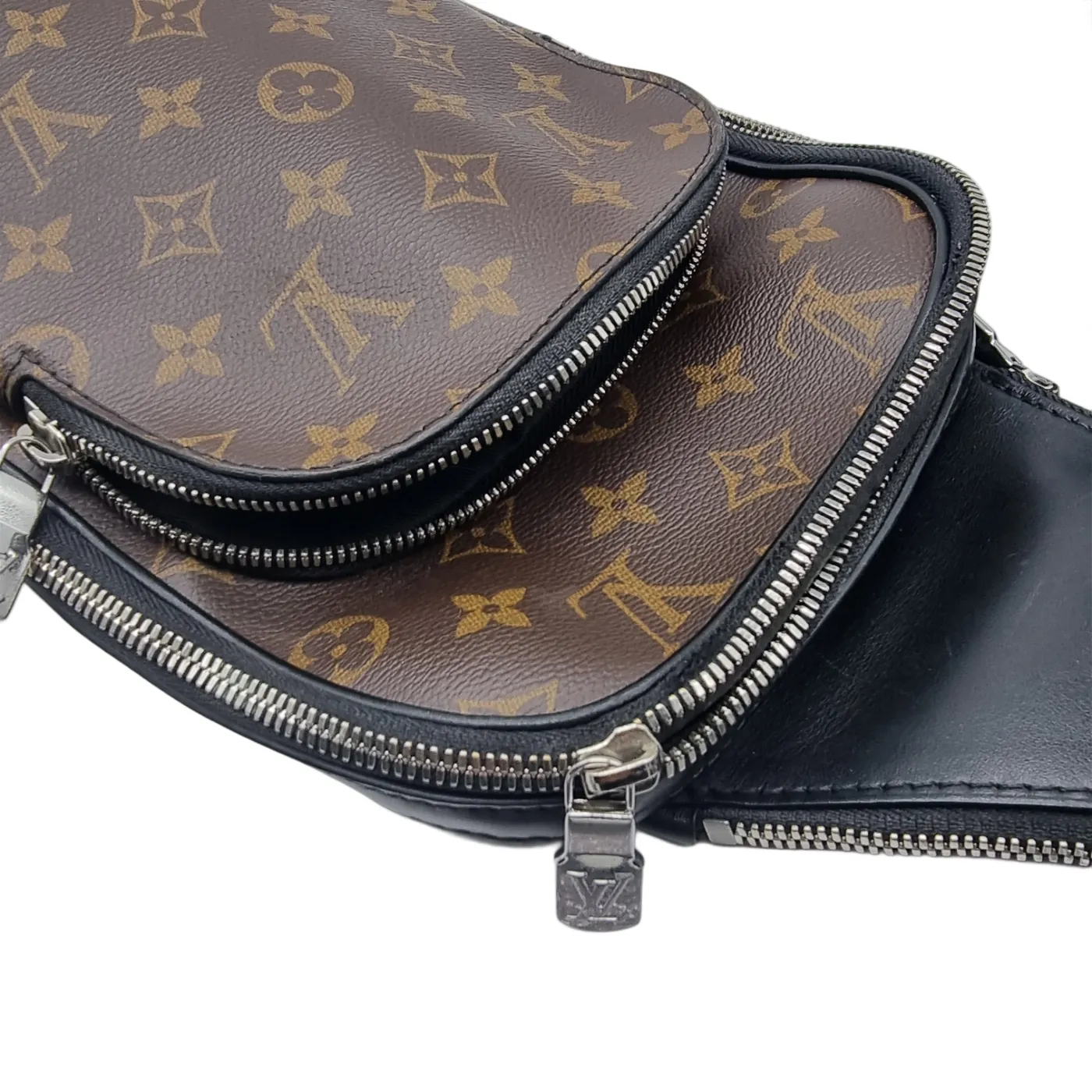 Louis Vuitton Avenue Slingbag Mono Brown With Entrupy Certificate (WR 1395421)