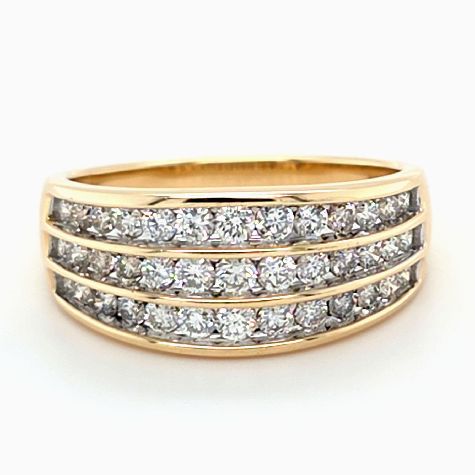 Ladies 9ct Yellow Gold Diamond Ring – Total Weight  4.6 Grams –  Ring size – Q
