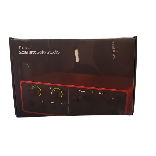 Focusrite Scarlett Solo Studio – Includes Box, Microphone, Headphones