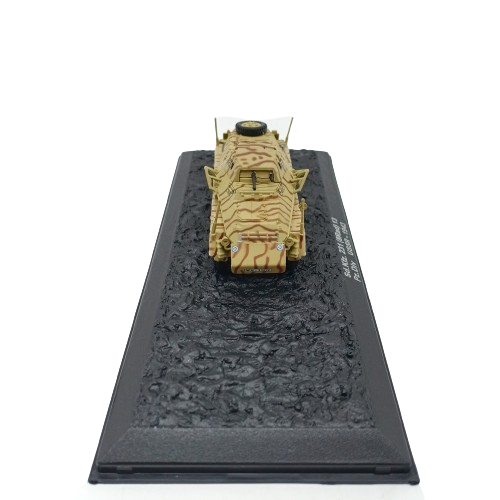 Combat Tanks Collection Sd.Kfz 231 Brown Tank Figure In Case With Magazine (CP)
