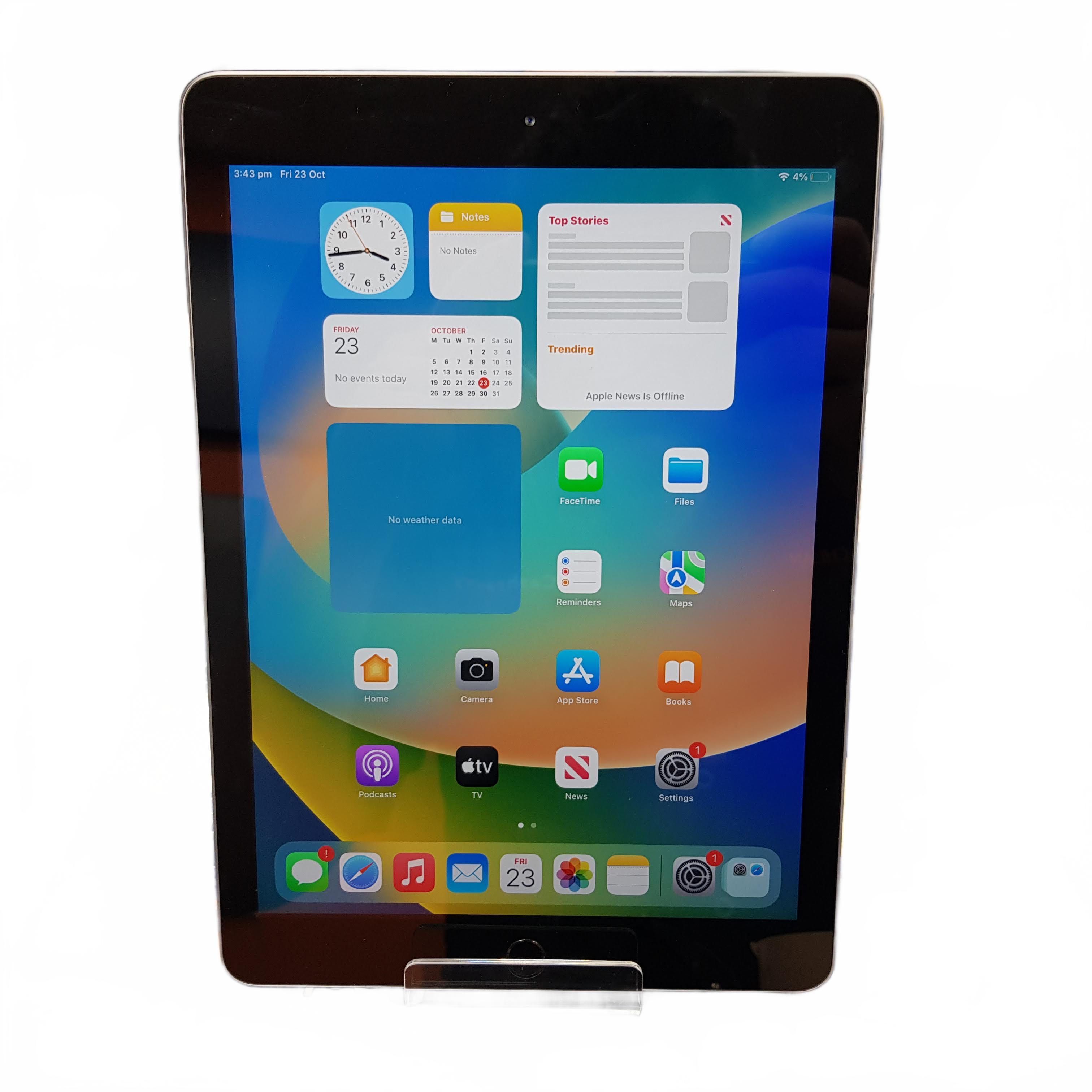 Apple iPad 5th Generation 9.7-Inch MP2F2X/A Silver (MR1434920)