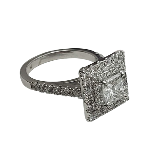 18ct White Gold Ring 1.98ct TDW 6.99gms Diamond Cluster Valuation Piece