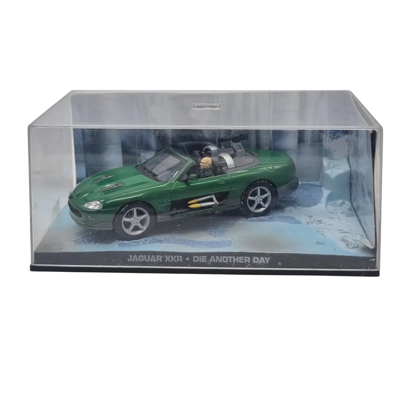 007 Jaguar XKR Model Car – Die-Cast Collectible in Display Case