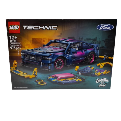 LEGO 42236 Technic Custom Garage Ford Mustang GT Car *Box Damaged* (LN)