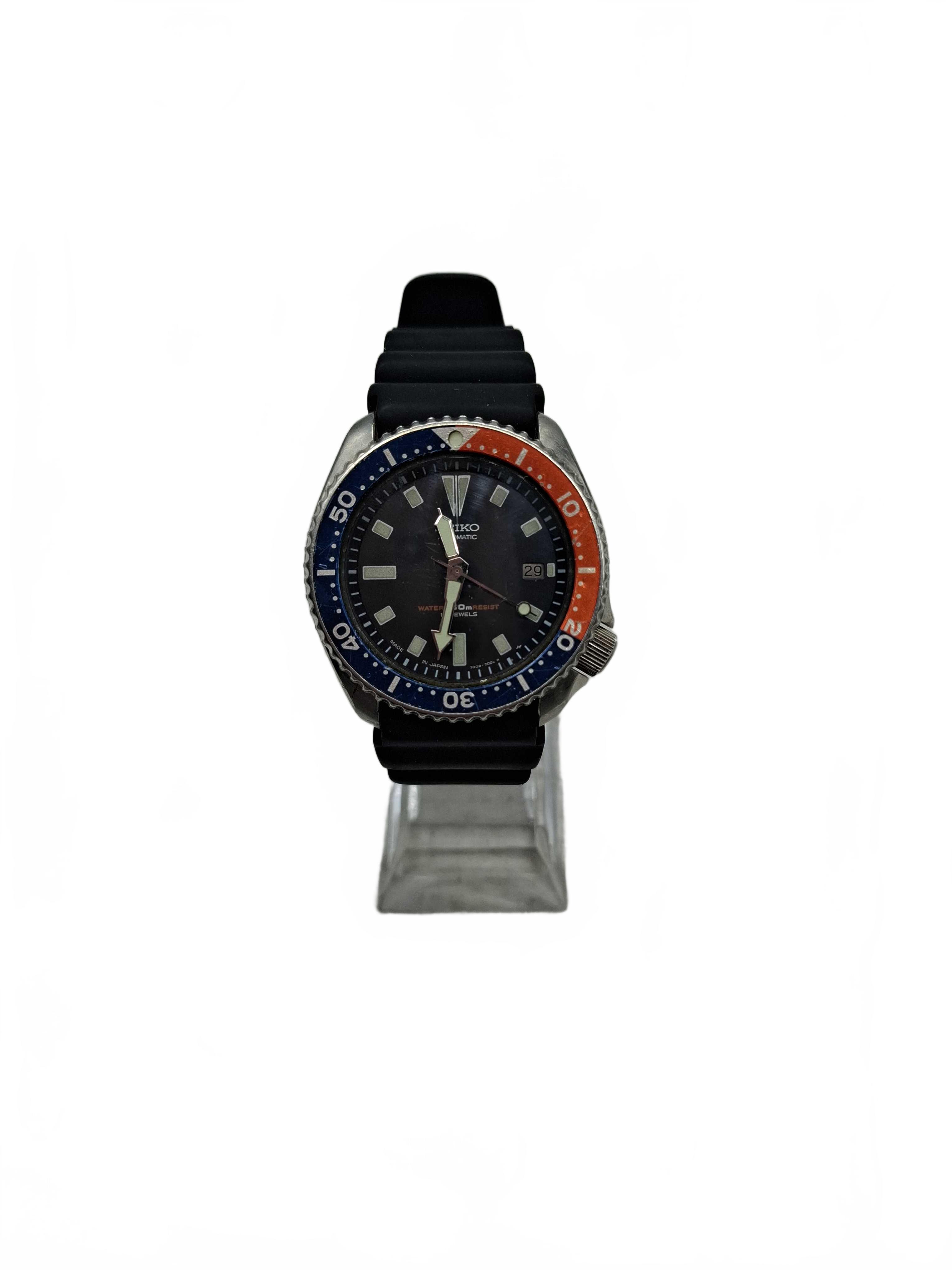 Seiko Watch Model 7002-700J Black Rubber Band Pepsi Seiko (WR 1430050)