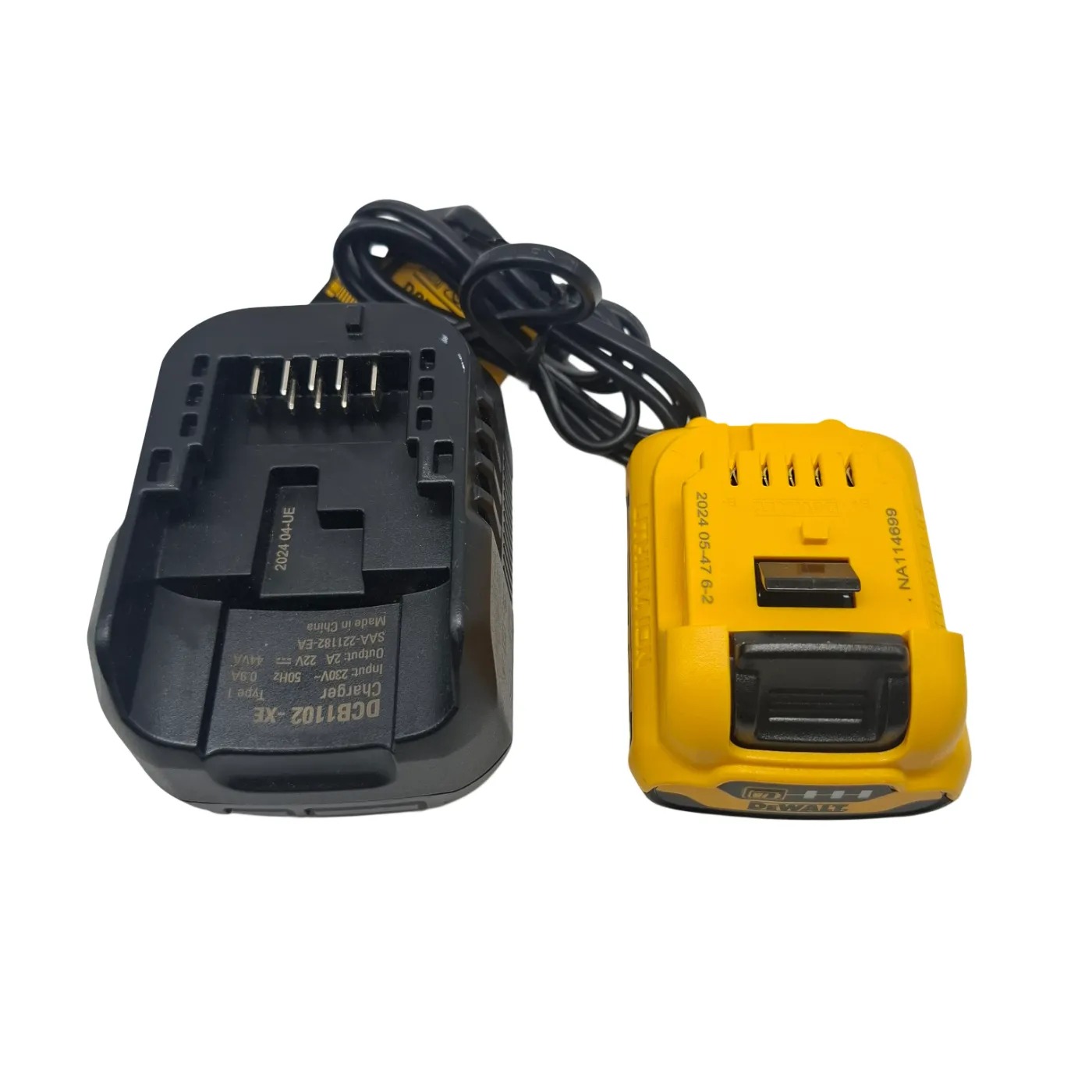 DEWALT 12V MAX 3.0Ah Lithium-Ion Battery + Charger (DCB124) (WR 1403739)