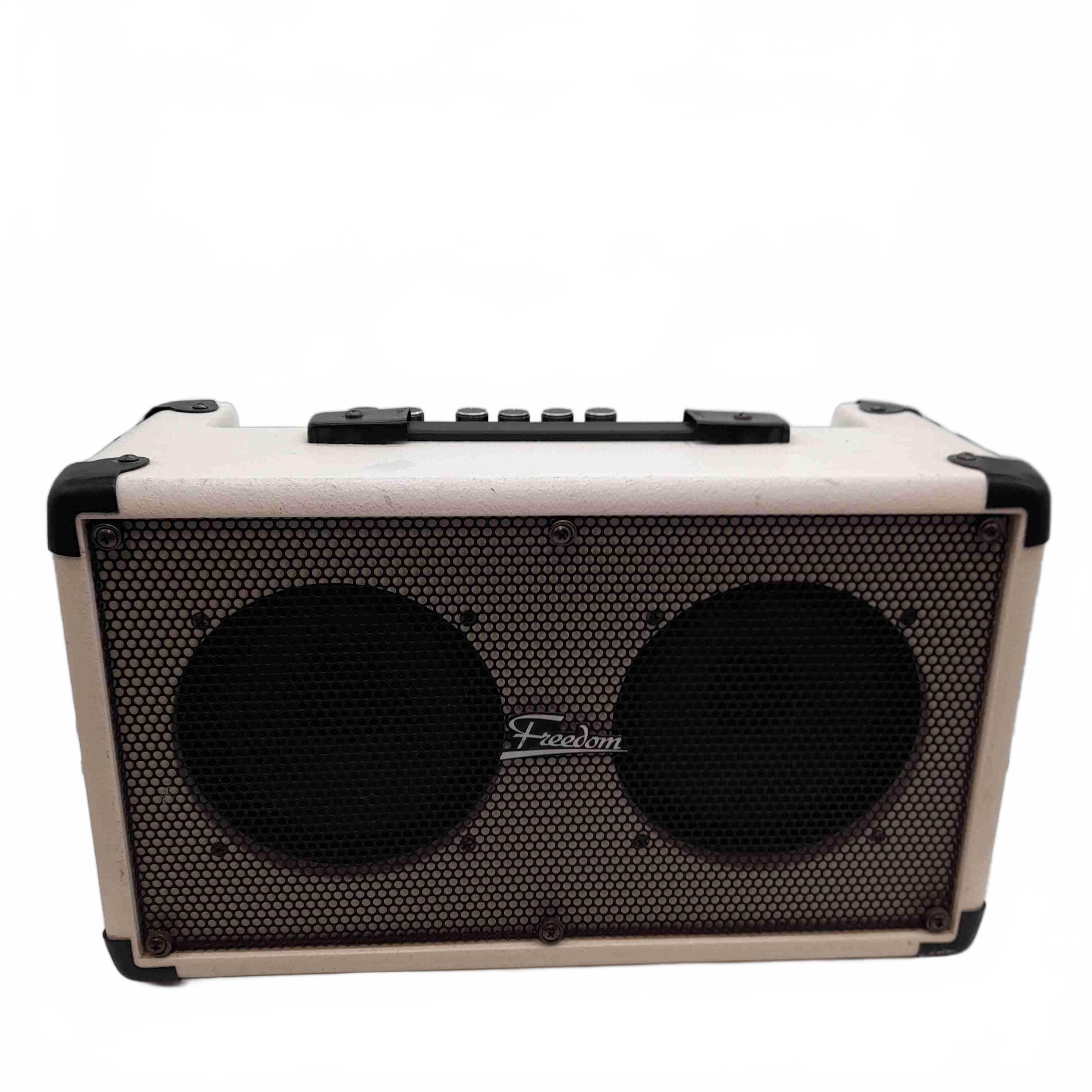 Freedom Guitar Amplifier FA30W White/Black (WR 1435474)