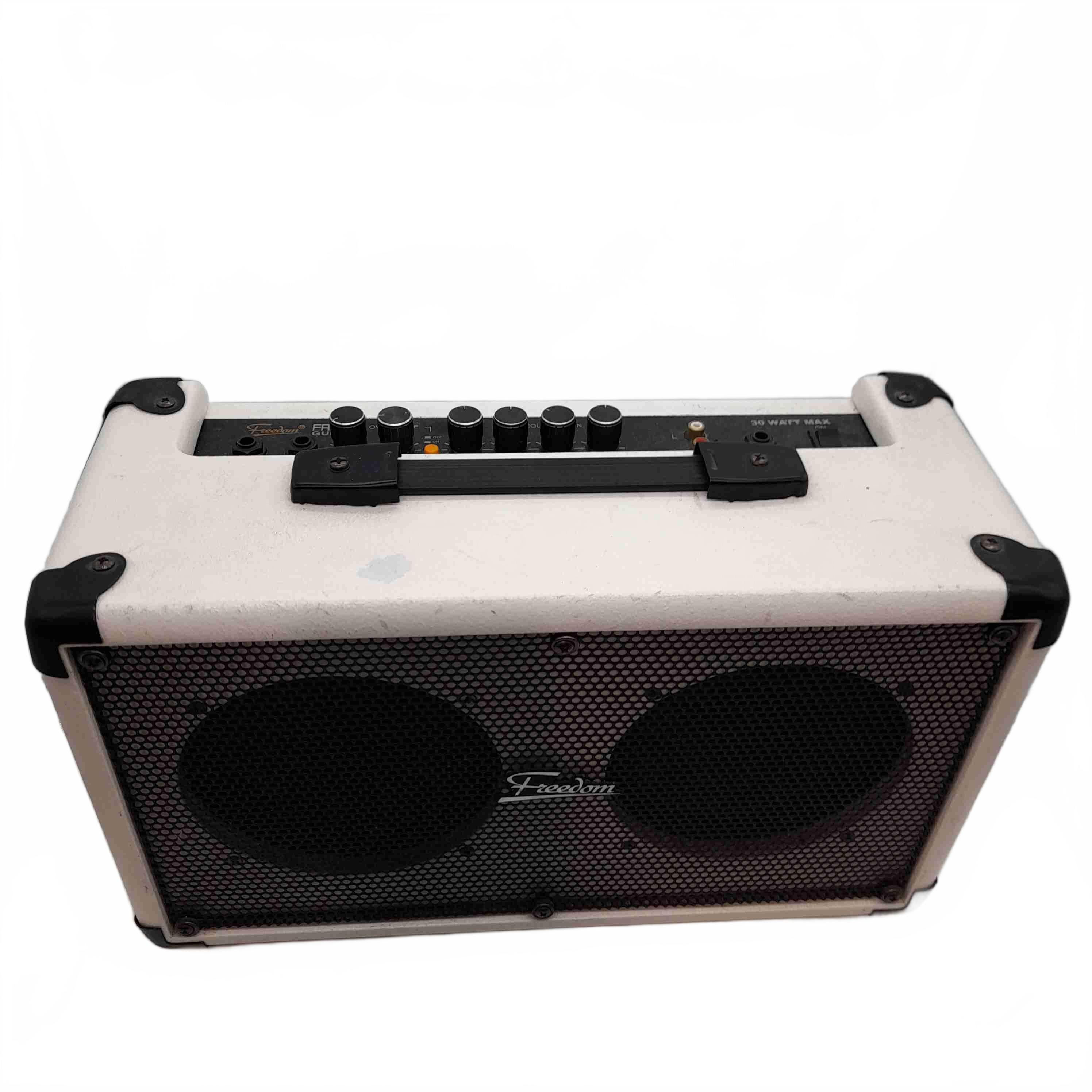 Freedom Guitar Amplifier FA30W White/Black (WR 1435474)