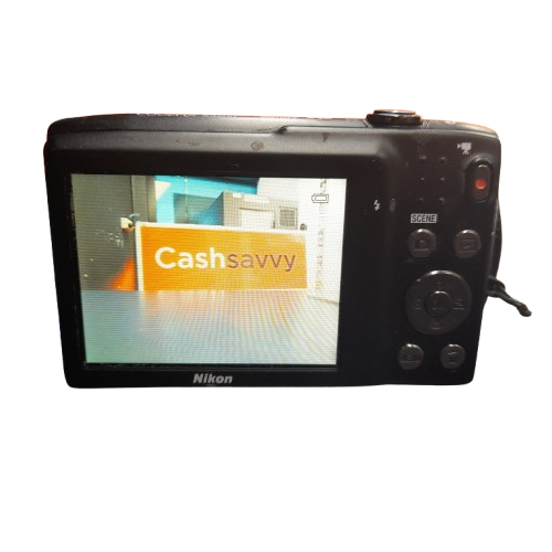 Nikon COOLPIX S3200 Compact Camera Black with USB Cable (LN)