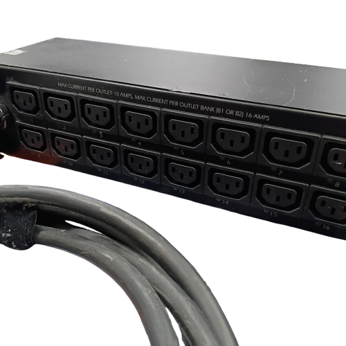 APC Switched Rack PDU AP7922 2U 32A 230V Black 3 Phase Power [NA]